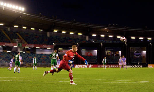  Erland Hellström, målvakt, inkast.