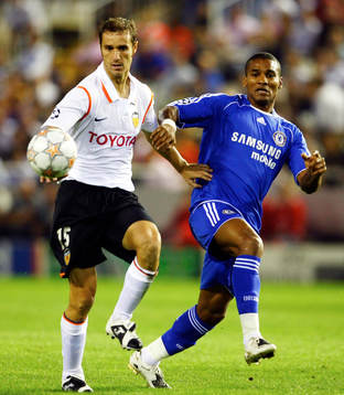  Ivan Helguera, Valencia och Florent Malouda, Chelsea.