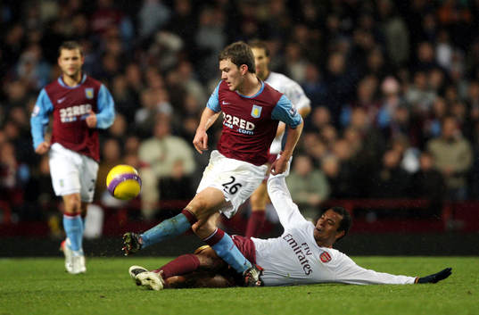 Craig Gardner, Aston Villa och Gilberto Silva, Arsenal