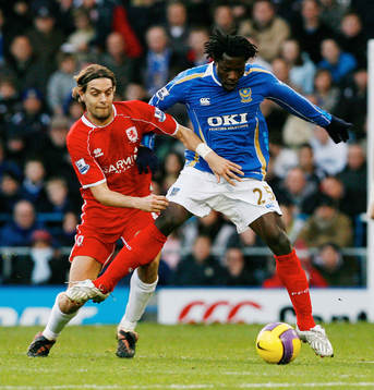  Jonathan Woodgate, Middlesbrough och Benjani Mwarurari, Portsmouth.