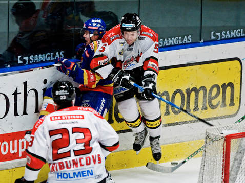 Hans Jonsson, Modo, tacklar Patric Hörnqvist, Djurgården