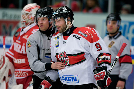 Magnus Wernblom, Modo