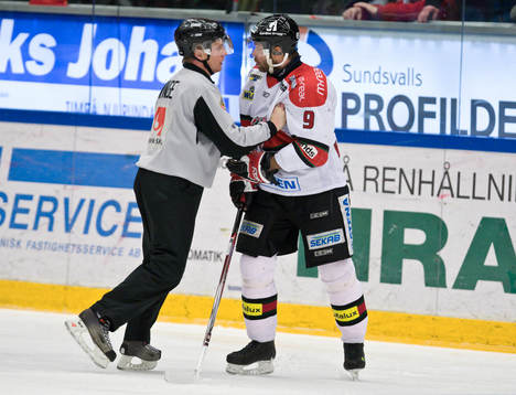 Magnus Wernblom, Modo crosscheckade Johan Andersson, Timrå