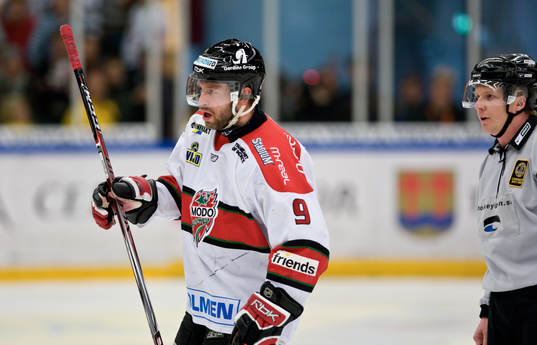 Magnus Wernblom, Modo crosscheckade Johan Andersson, Timrå