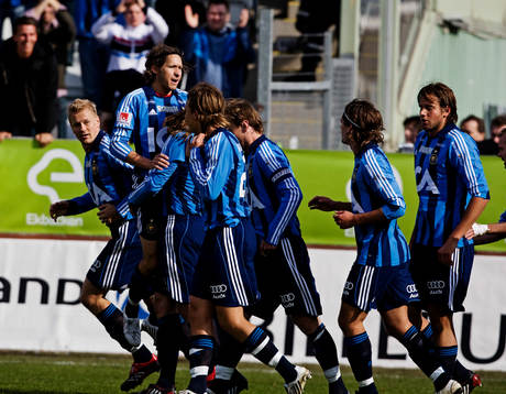  Jubel efter Djurgårdens 0-1-mål.
