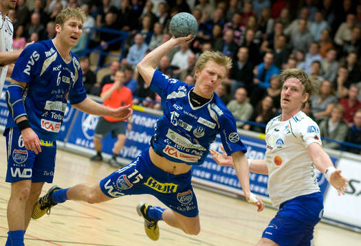 Kasper Freisleben flyger mot H43-målet
