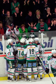  Andreé Persson, Kenny Jönsson, Sebastian Ström, Mikael Gath, Stefan Ergärds, Daniel Sondell, Rögle, jubel