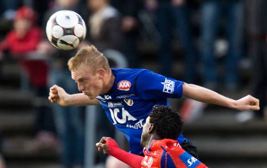 Peter Larsson, Halmstad, i nickduell