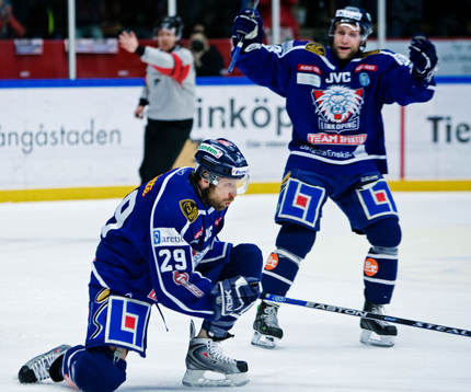 Kim Staal, Linköping, och Tim Eriksson, Linköping, jublar