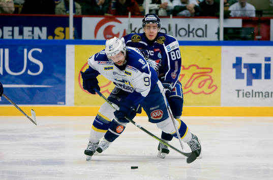 Per Ledin, HV71 och Mattias Weinhandl, Linköping