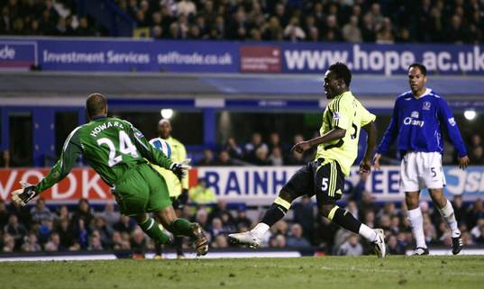 Michael Essien Phillips, Chelsea gör mål