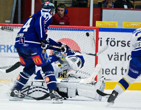 Jonas Junland, Linköping, kvitterar till 2-2