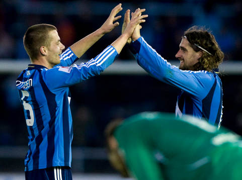 Sölvi Ottesen och Jan Tauer, Djurgården, jubel. 