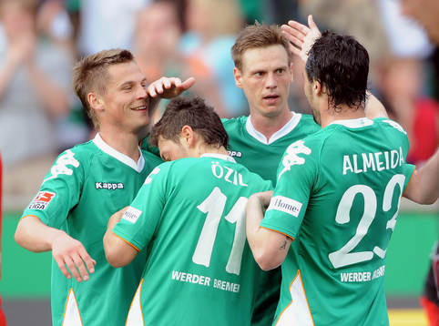  Markus Rosenberg, Mesut Oezil, Tim Borowski, Hugo Almeida, Bremen, jubel. 