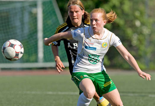   Jessica Julin, AIK och Lisa Björkvik, Hammarby.  