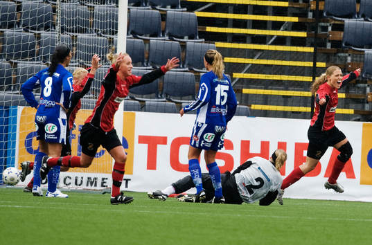  Jubel bland Vasalund-spelarna.