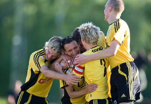  2-1, Burim Rexhepi. Jubel.