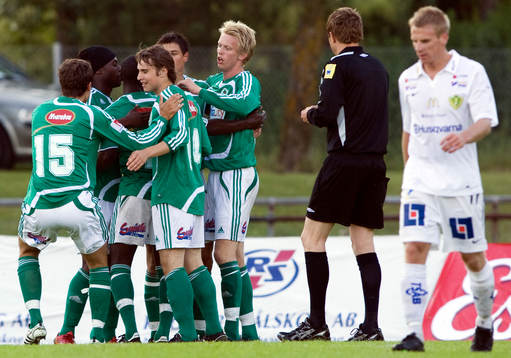  Mål glädje Väsby efter 1-0.