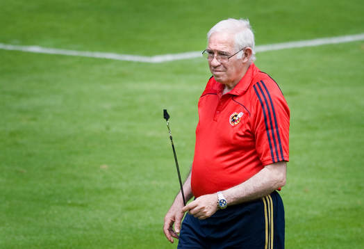  Träning. Luis Aragonés, Förbundskapten