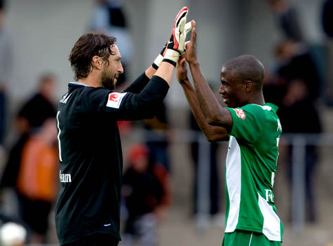  Rami Shaaban, målvakt Hammarby och Alagie Sosseh, Hammarby, jubel.