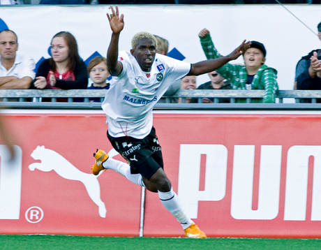  Eric Magloire Bassombeng, Örebro, jubel.
