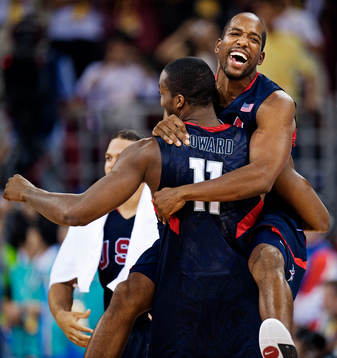 Michael Redd och Dwight Howard, USA, jubel