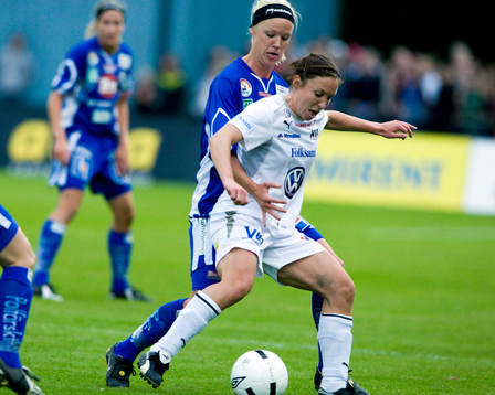  Caroline Seger, Linköping och Hanna Ljungberg, Umeå.   