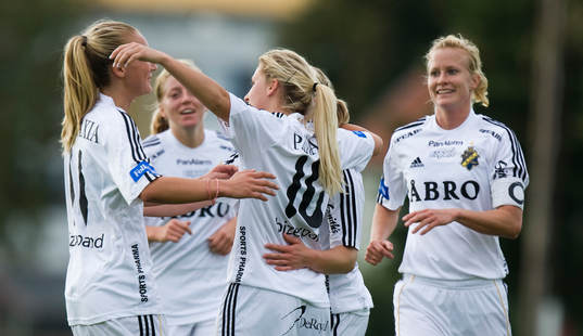  0-1 Louise Fors som grattas.