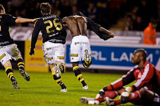  Saihou Jagne, AIK, jubel efter att ha kvitterat till 1-1.