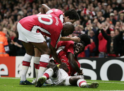  Emmanuel Adebayor, Arsenal, glädje, jubel.