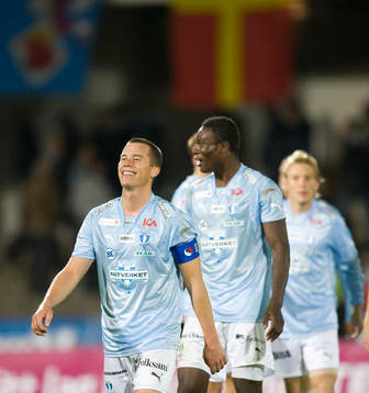   En glad 2-målsskytt, Daniel Andersson.