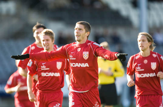    0-1, Dennis Östlundh, jubel.