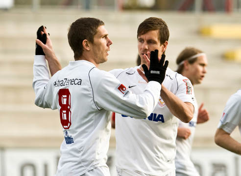  Dennis Östlundh och Filip Bergman, Assyriska, jubel efter 1-0.