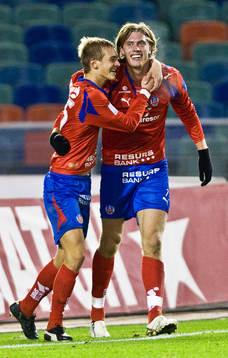  Tobias Holmqvist, gör 3-0. Joel Ekstrand jubel.