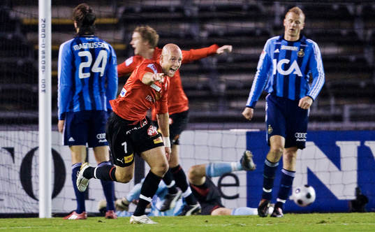  Mattias Thylander, Trelleborg, jubel efter att ha gjort 1-2.