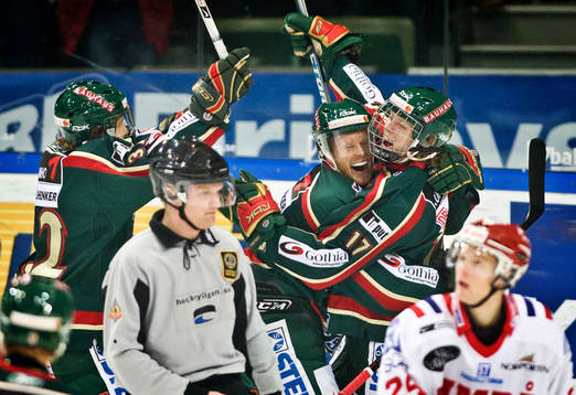 Carl Klingberg gör mål för Frölunda. Toni Söderholm,