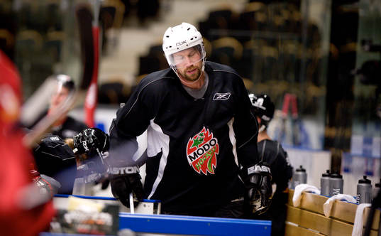 Peter Forsberg tränar med Modo
