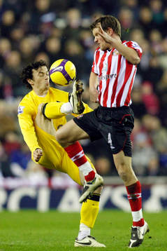  Simon Davies, Fulham och Teemu Tainio, Sunderland.