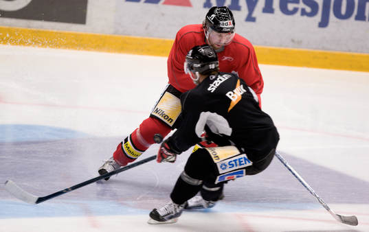 Peter Forsberg tränar med Modo