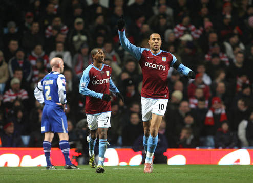  John Carew och Ashley Young, Ashton Villa, glädje, jubel.