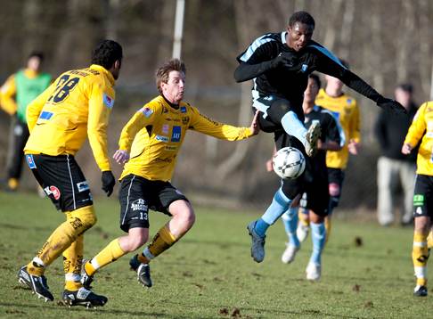 Edward Ofere, Malmö och Emanuel Svensson och Daniel