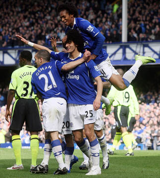  Marouane Fellaini, Everton, jubel.
