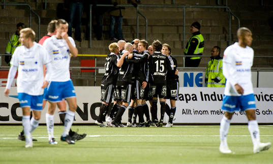 Sundsvall jubel efter Hannes Sigurdsson gjort 2-2