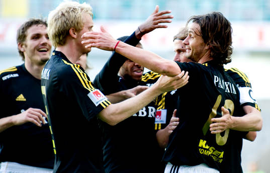  Ivan Obolo, Mikael Thorstensson, AIK jubel.