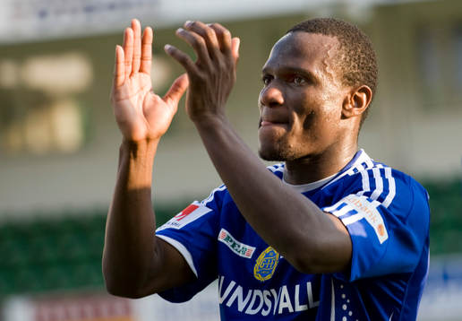  Robert Mambo Mumba, jubel efter matchen