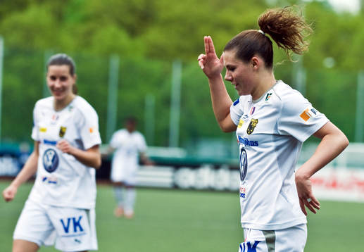  Ramona Bachmann, jubel efter 0-1.