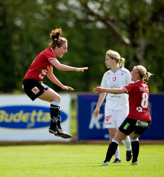  Antonia Göransson, Kristianstad, jubel, glädje, med Gudny Björk Odinsdottir.
