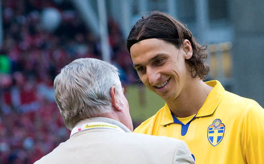Bla gjennom flere bilder av Fotboll, VM-kval, Sverige - Danmark