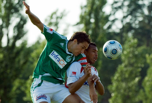  Niklas Backman, Väsby och Tiago Pereira, Assyriska.