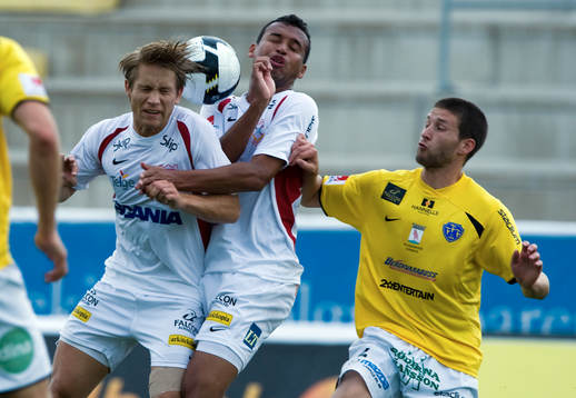  Andi Toompuu, Tiago Pereira,  Assyriska och Tibor Joza, Falkenberg.